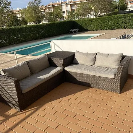 Stunning High Spec 2 Bed Apartment In Alvor *