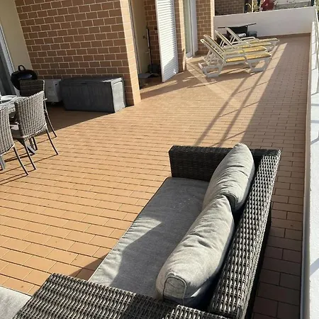 Stunning High Spec 2 Bed Apartment In Alvor Apartament Alvor