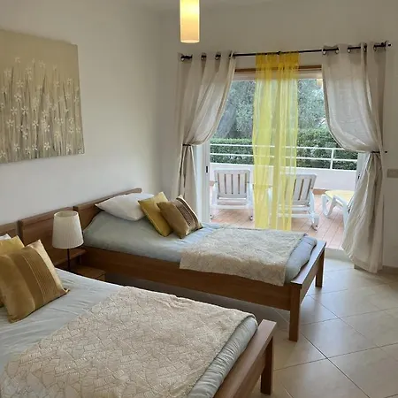 Stunning High Spec 2 Bed Apartment In Alvor شقة ألفور